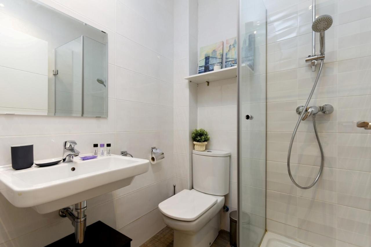 מדריד Fuencarral Lara City Center מראה חיצוני תמונה
